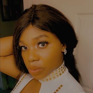 Meet your Posher, Andrelle